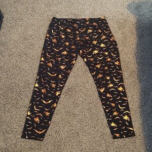 No Boundaries Halloween Leggings